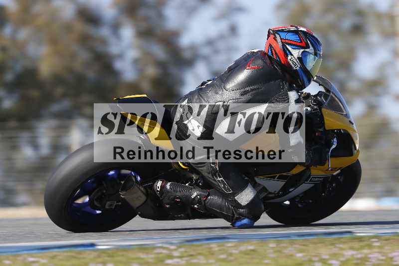 /Archiv-2024/02 29.01.-02.02.2024 Moto Center Thun Jerez/Gruppe gruen-green/251